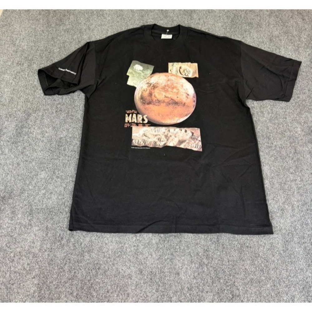 Vintage 90's Planet Mars Great Explorations The Hands onMuse Space Shirt Size XL
